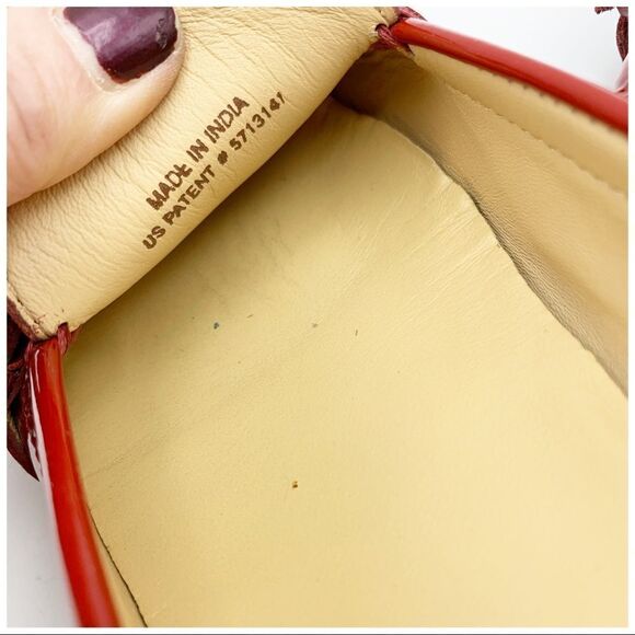 Cole Haan Tali Lock Red Patent Leather Flats 8.5 Narrow - Picture 9 of 14